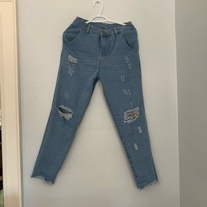 ✨BRAND NEW WITHOUT TAGS MOM JEANS✨